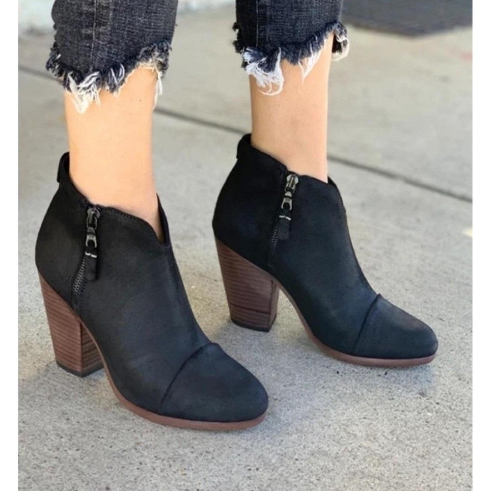 Rag & Bone Margot Black Suede Ankle Boots Stacked Block Heel Size 38.5 Italy